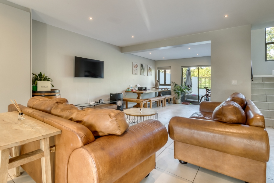 3 Bedroom Property for Sale in Croydon Gardens Estate Western Cape